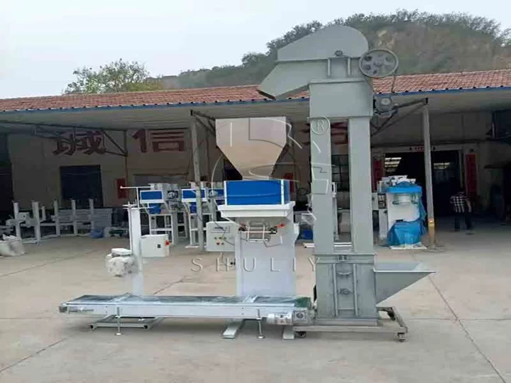 barbecue charcoal packing equipment
